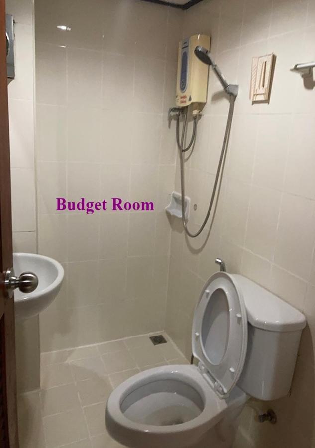Le Tanjong House Hotell Patong Eksteriør bilde